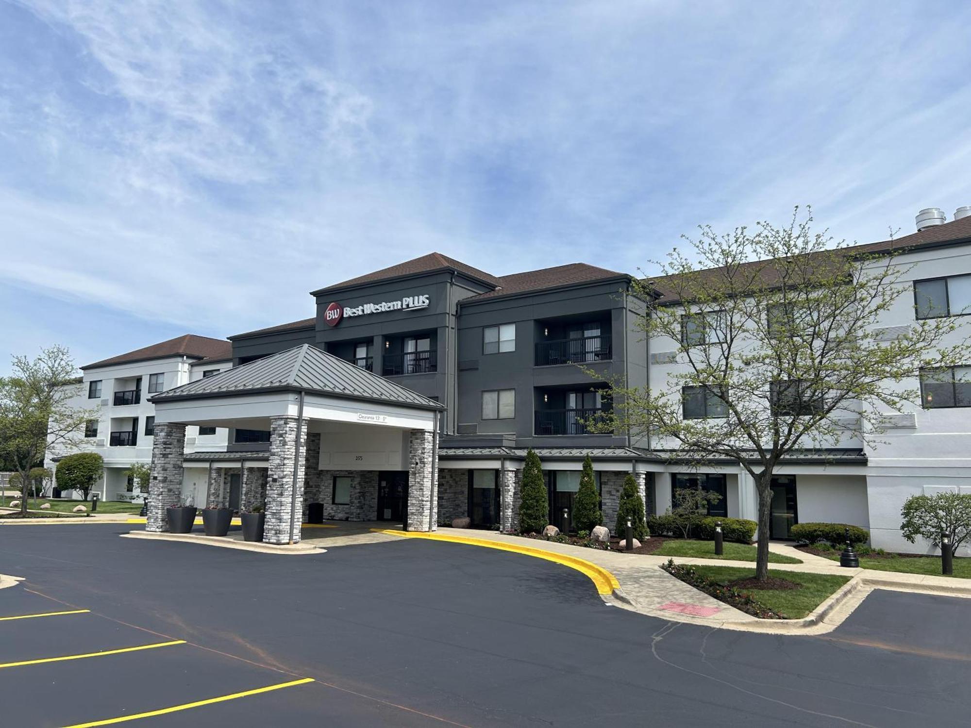 Best Western Plus Elgin - Chicago West Dundee Buitenkant foto